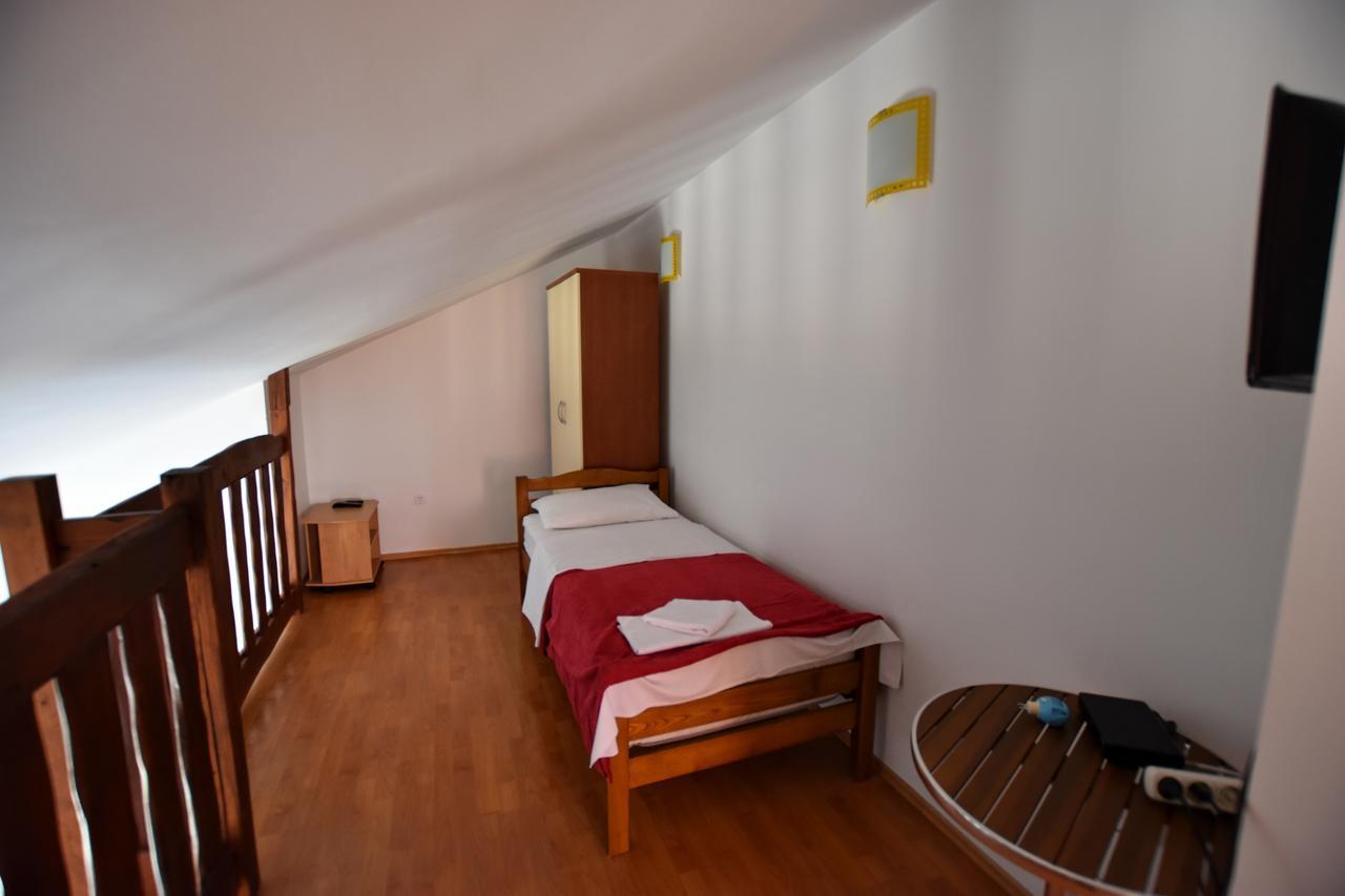 Apartments Matea Kožino Exterior foto
