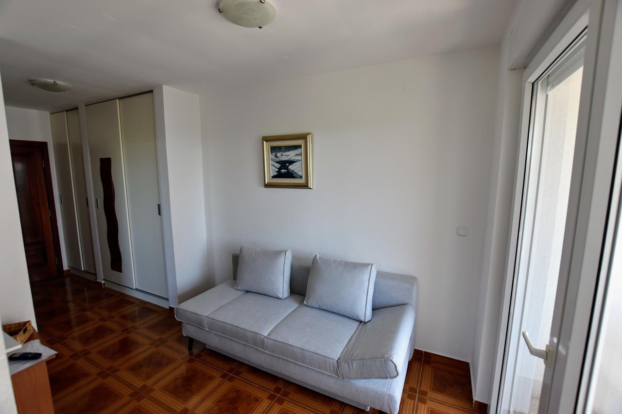 Apartments Matea Kožino Exterior foto