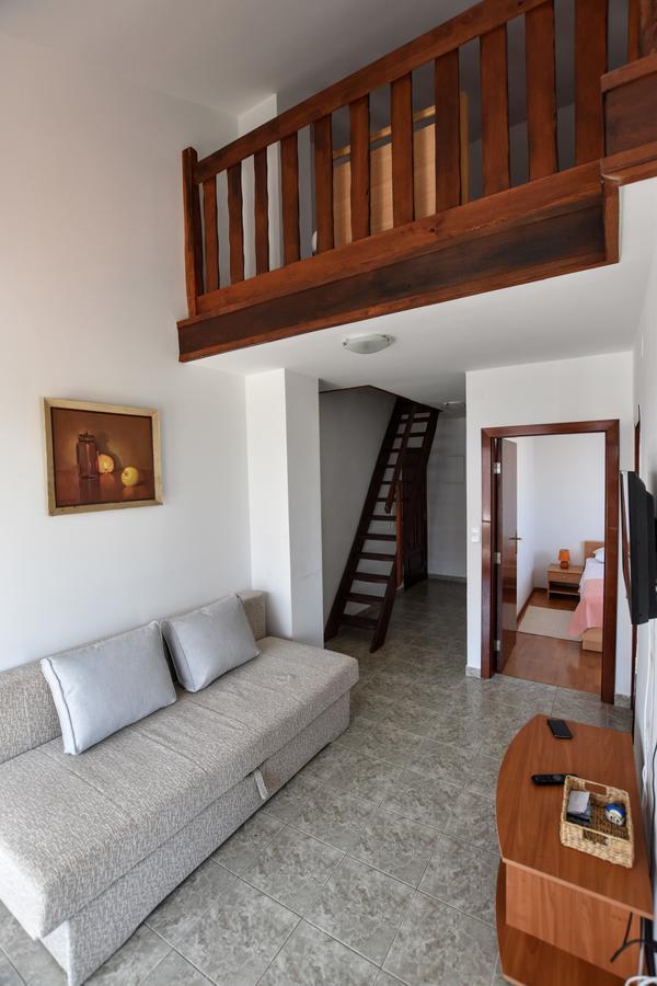 Apartments Matea Kožino Exterior foto